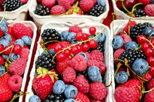 berries, fruits, raspberries-1546125.jpg