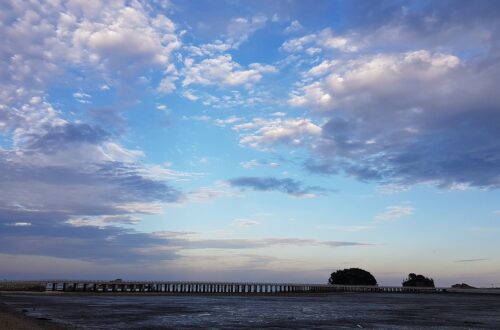 bridge, sea, clouds-6306054.jpg